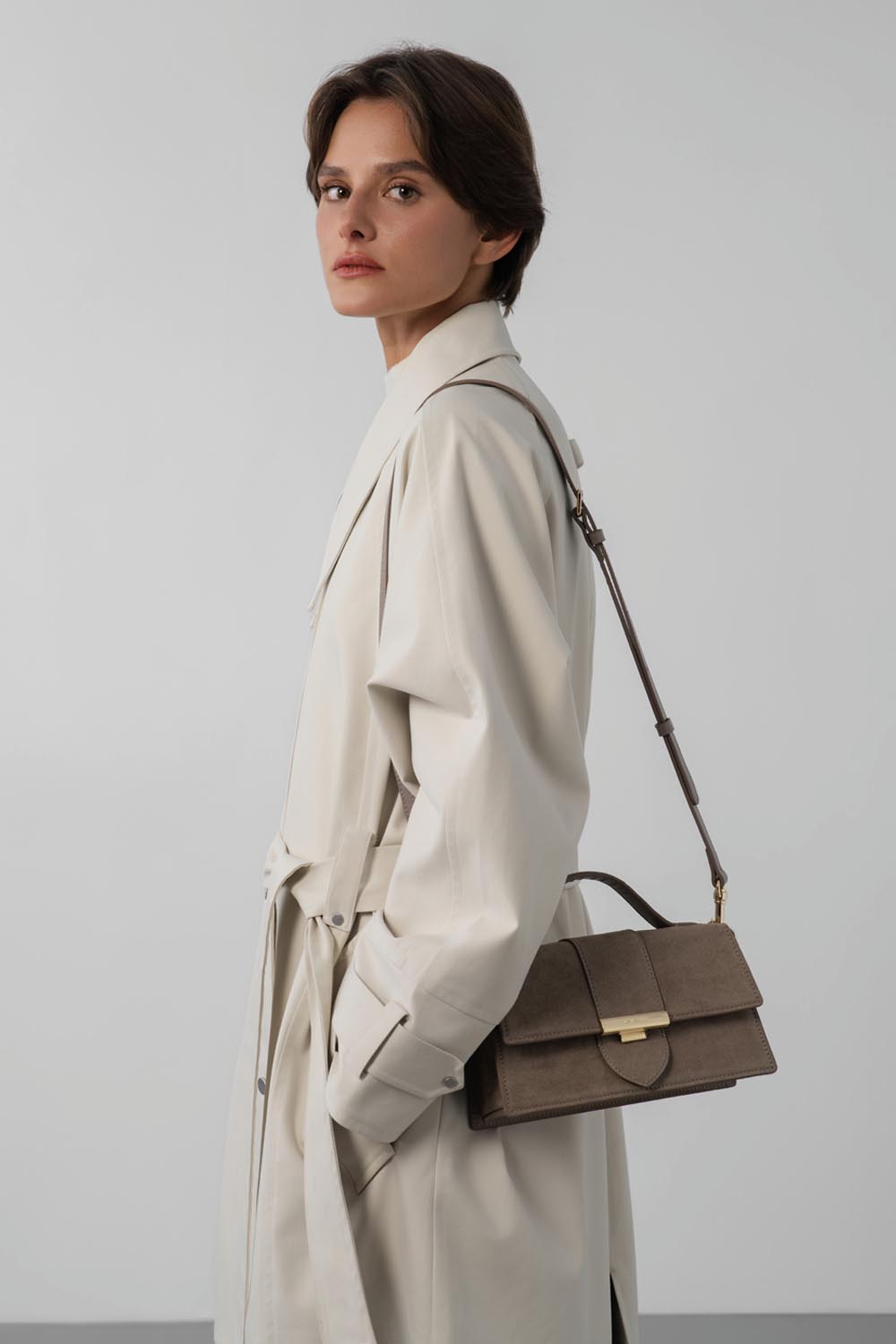 Sac Porte-Main – Suédé ILY Effet Velours Galet – Lancaster Paris