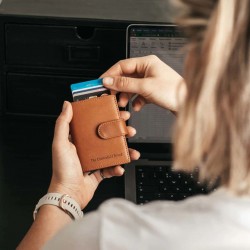 THE CHESTERFIELD BRAND LEIPZIG PORTEFEUILLE