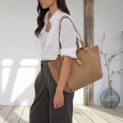 LANCASTER SAC A MAIN