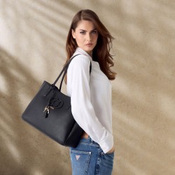 GUESS ISOLA LOGO SAC À PROVISIONS