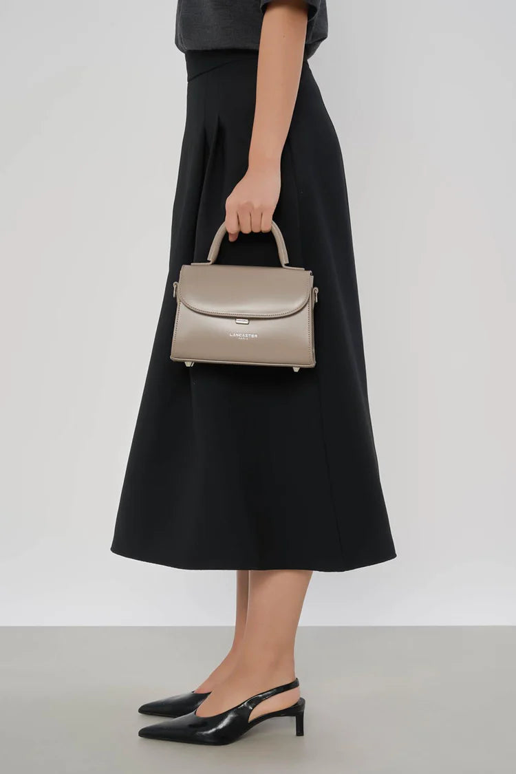 Sac Porte-Mains Suave Even Galet Foncé S – Lancaster Paris