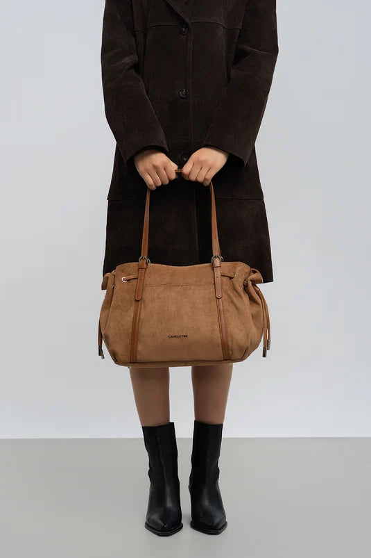 Sac Cabas Épaule Velvet Emma – Cuir Moka – Lancaster Paris