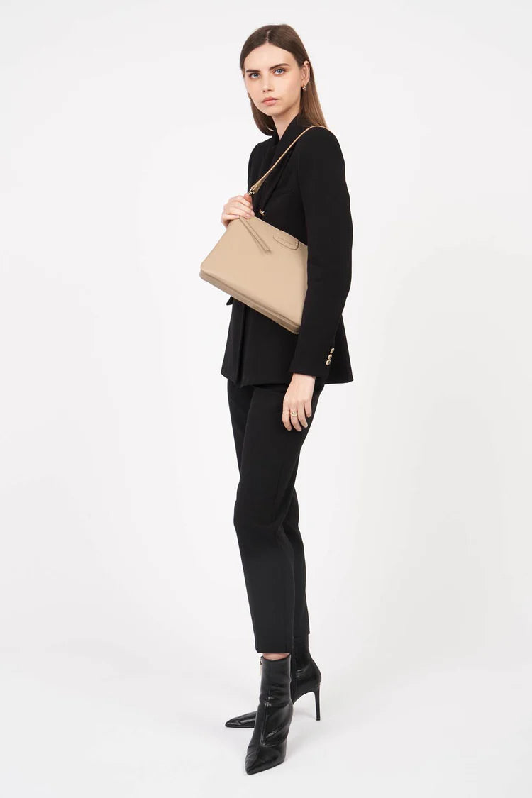 Pochette Zippée Dune Beige Foncé L – Lancaster Paris