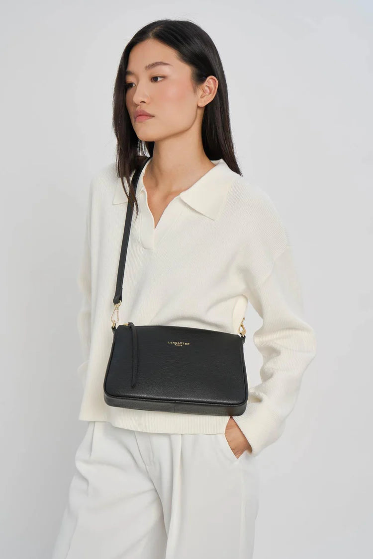 Pochette Cuir Grainé Dune Noir – Lancaster Paris