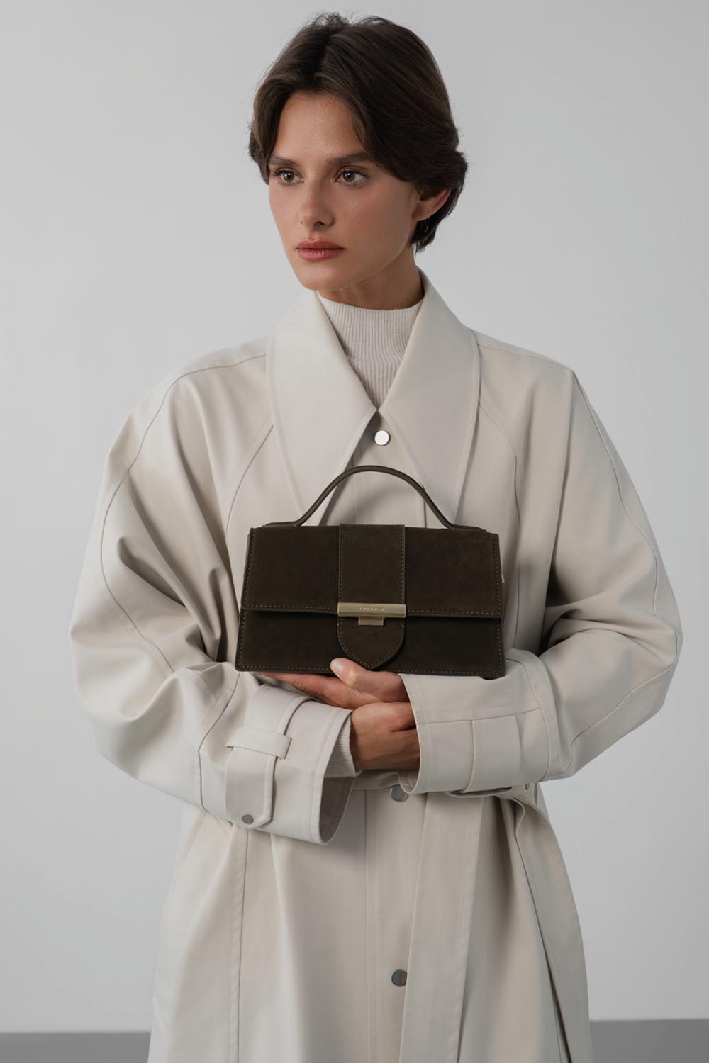 Sac Porté Main – Suédine Kaki – Lancaster Paris