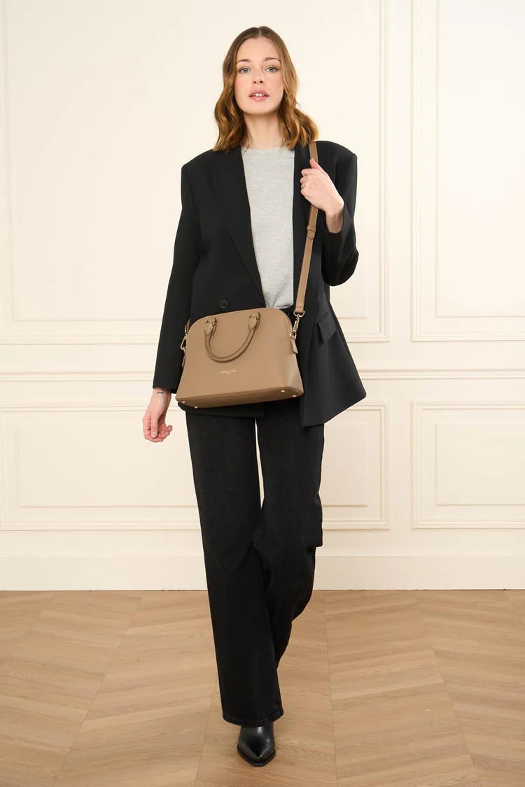 Sac Demi-Lune Zippé Sierra JIA Sable M – Lancaster Paris
