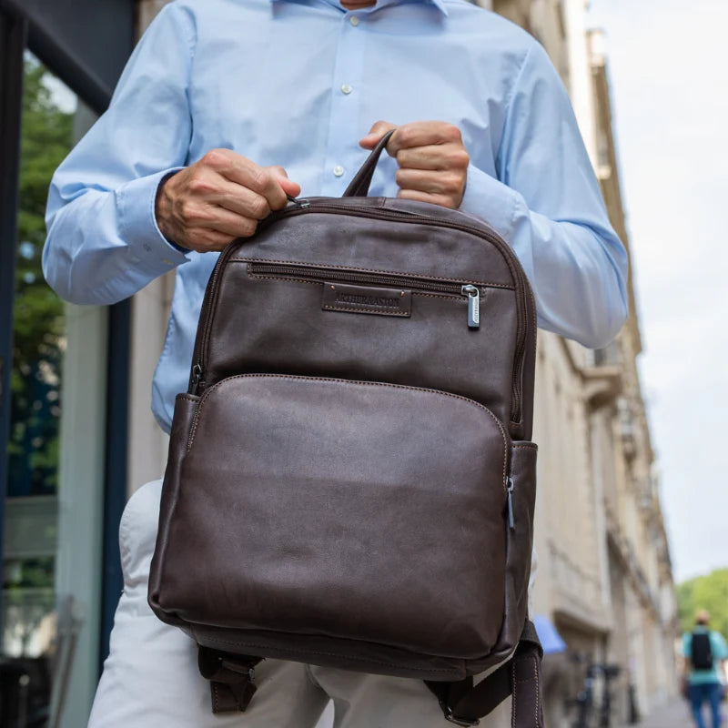 SAC A DOS CUIR ARTHUR ET ASTON CHATAIGNE