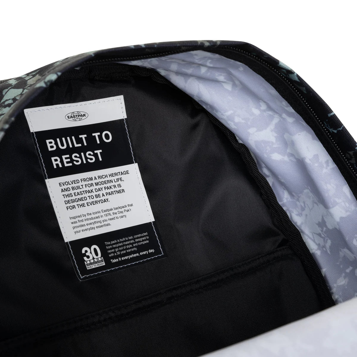 Sac à dos Eastpak Day Pak'r – Camouflora Dark